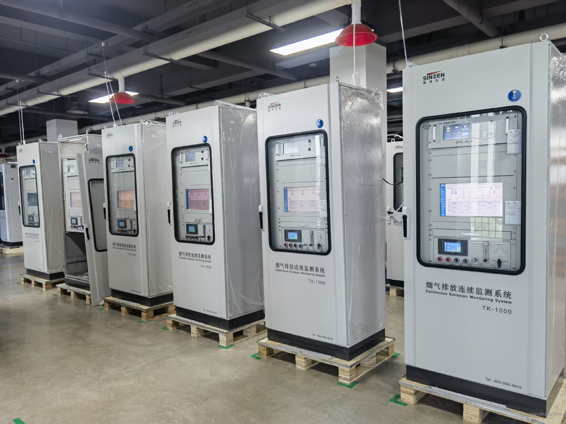 1722585065177529.jpg 煙氣在線監(jiān)測系統(tǒng).jpg